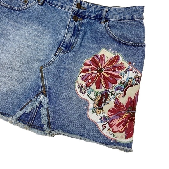 Thalia Sodi Embroidery Sequin patchwork Raw Hem Light Wash Denim Skirt Size 7/8 - Picture 3 of 4